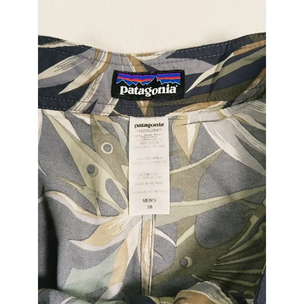 Patagonia Mens Wavefarer Board Shorts Size 28 Tropical Bird Floral Surf Swim